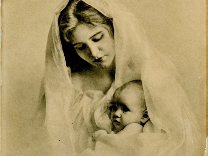 Madonna and Child. Photography by Joseph Knaffl. Courtesy of McClung Museum of Natural History and Culture.