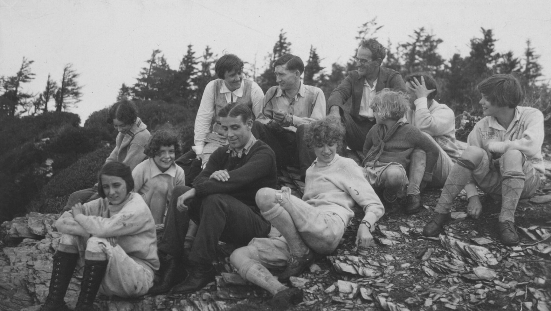 Harvey Broome and Harry Ijams (back row) and the Ijams family on Mt Le Conte, 1927. Photograph taken by Carlos Campbell. (Ijams family collection.)