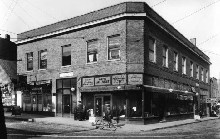 The intersection of Vine Street and Central Street three year before the riot in 1916. The building on the corner was owned then by former slave turned successful business man, Cal Johnson. (McClung Historical Collection)